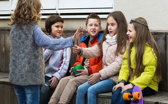 Idée charade pour des énigmes de jeu de piste enfant.